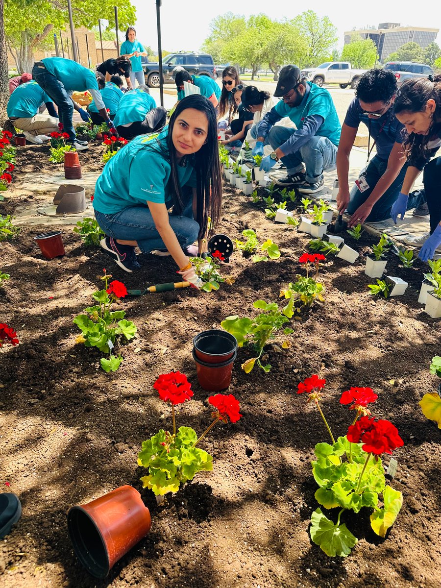 Patil_Lab (@patil_lab_ttu) on Twitter photo Patil Lab had an incredible time celebrating Arbor Day <a href="/TexasTech/">Texas Tech University</a> ! Our team came together for a planting program, strengthening our bond while contributing to a greener campus. ☘️ #ArborDay2024 #GreenCampus #PatilLab #IGCAST #TTU Patil Lab had an incredible time celebrating Arbor Day <a href="/TexasTech/">Texas Tech University</a> ! Our team came together for a planting program, strengthening our bond while contributing to a greener campus. ☘️ #ArborDay2024 #GreenCampus #PatilLab #IGCAST #TTU