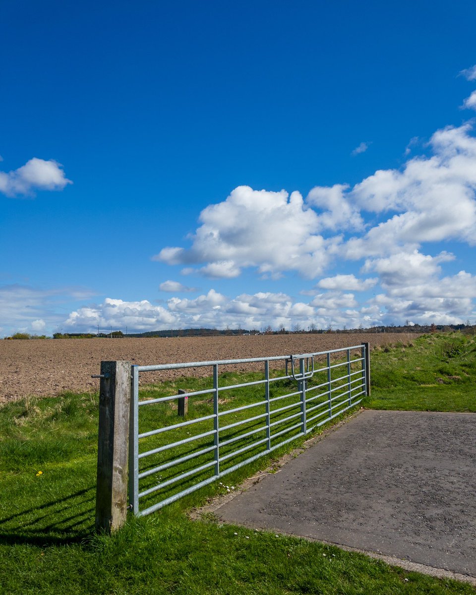 A random gate I spotted in #Inverness yesterday. Loved the contrast of the clouds and blue sky. #lovegates #visitinverness