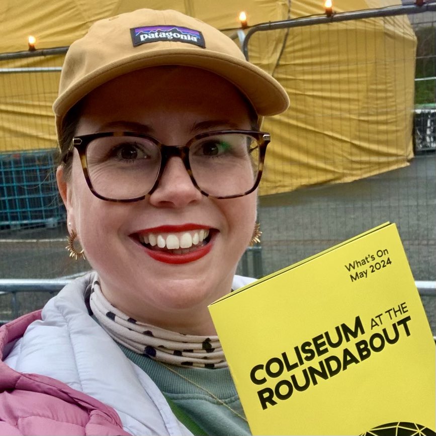 Team OTW were at the opening night of @OldhamColiseum’s #roundabouttheatre last night. So good to have a theatre back in the town for the next few months. Lots of exciting things in the programme too. Get involved peeps! @OldhamCouncil