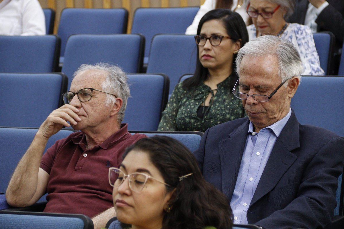 ¡Revive la mesa redonda sobre las ciencias sociales en México y Latinoamérica! Evento que formó parte de las celebraciones por el 85 aniversario de la @RMS_UNAM en el marco del IX CNCS. 💻 ¡Haz clic aquí para verlo! youtu.be/KRXZNVIN4TQ Fotos: Ehécatl Cabrera