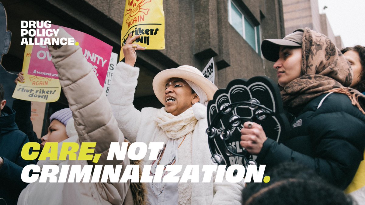 We joined community groups in NYC to protest Mayor Adams’s leaning into criminalization instead of care. Criminalization not only disrupts treatment for those who seek it, but it also saddles people with criminal records that can serve as barriers to jobs, housing, and services.