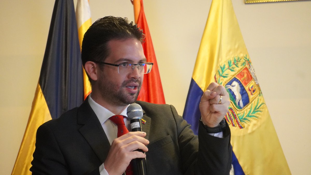 CesarTrompiz tweet media