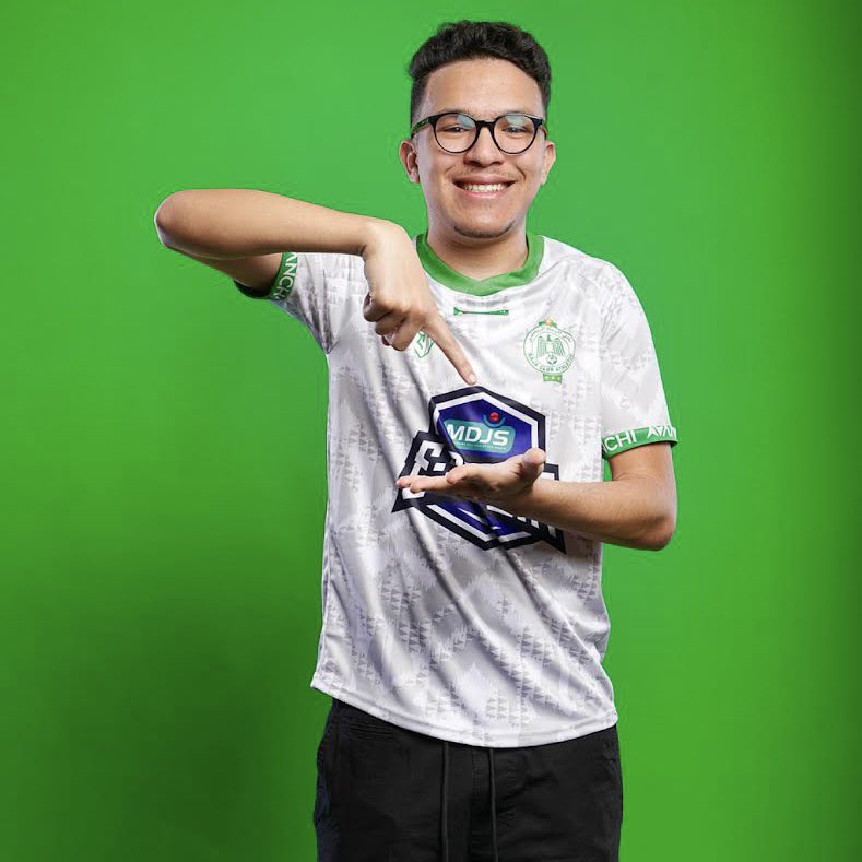BassySaad's tweet photo. HE HAS DONE IT ! @xcharifx will represent @RCAofficiel in the Play-Ins !

1 year of @xcharifx :
-Champion of @FIFAe Nations Playoffs with Morocco @FRMJEOFFICIEL.
-Champion of FC PRO OPEN Africa.
-Champion of eBotola @MDJS_ESPORT.
-TOP 25 in the World FC PRO OPEN.
-Player with most titles in 🇲🇦

19yo… Golden boy of Morocco.