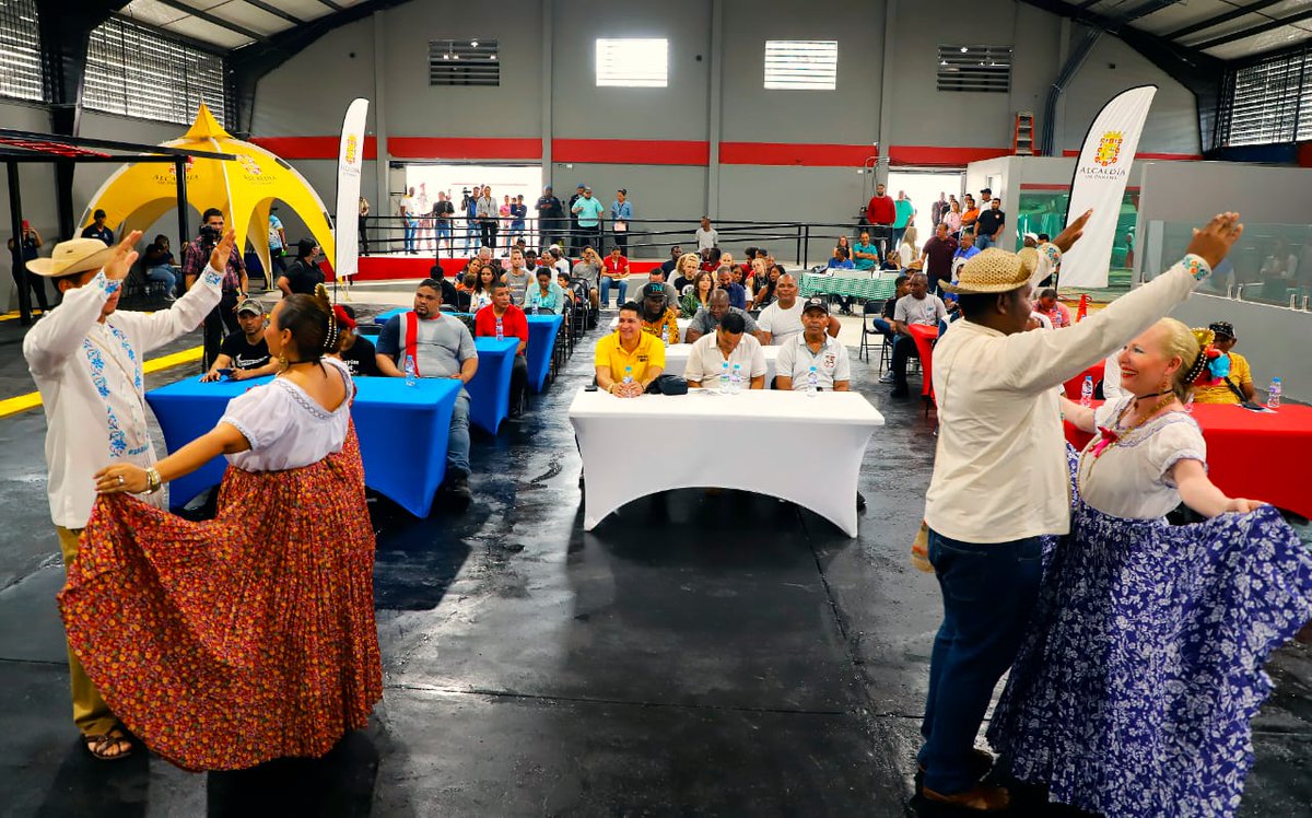 El Gimnasio Pedro “Rockero” Alcázar, cuna de los boxeadores, reunió a varios iconos del boxeo panameño quienes recibieron un reconocimiento y presenciaron la transformación que se realizó en la instalación deportiva 🥊✨