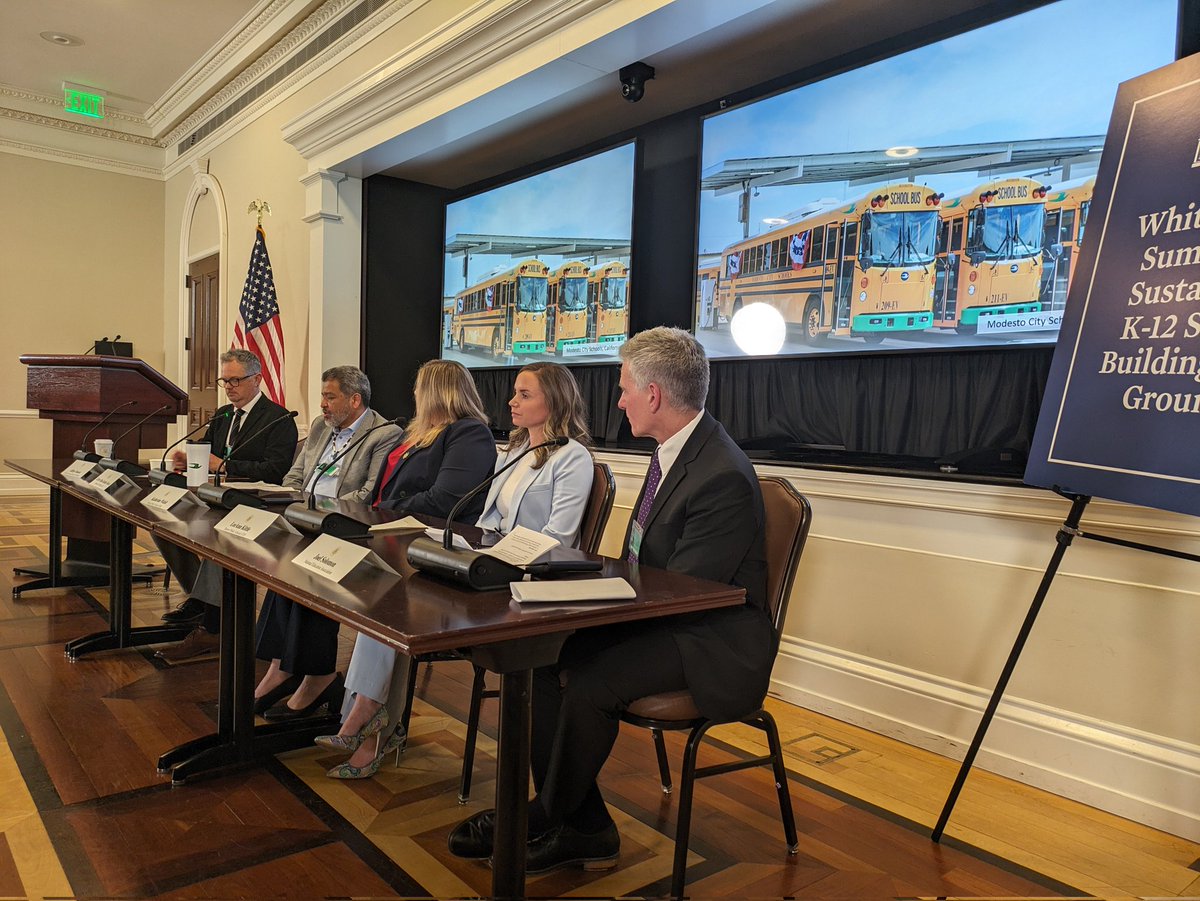 Modesto, CA School District's new electric school buses have improved air quality and saved thousands of dollars. This is why we need a #GreenNewDeal for Schools -- to do this in districts around the country. #WhiteHouseSustainableSchools