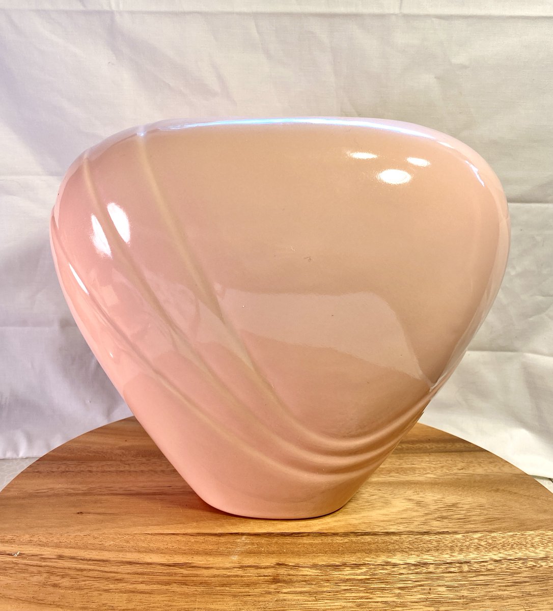 Vintage Art Deco Style Vase Coral Peach Coloring #Vintage #retro #Ceramics #ArtPottery #Pottery #Vase etsy.me/3IIGbJo