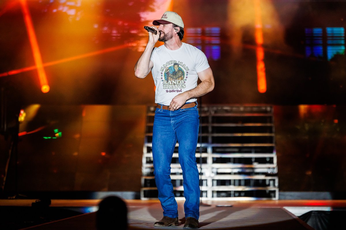 TWO WEEKS until nights like this at #BootsInThePark!!! Santa Clarita, are you ready?! 👀 @samhuntmusic #country #countrymusic #musicfestival #artist #samhunt