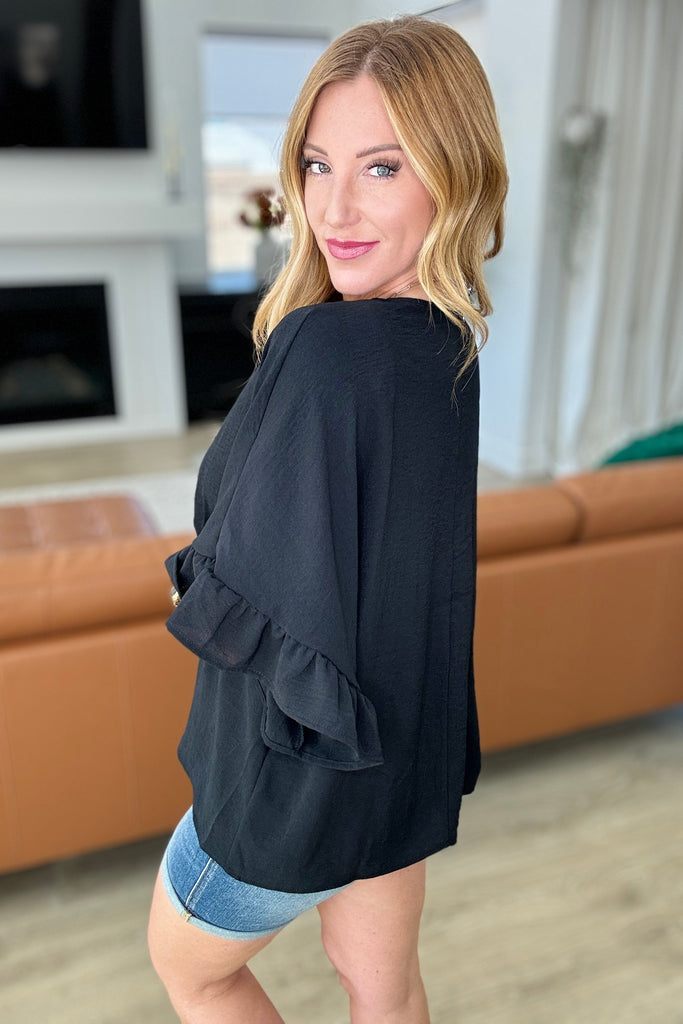 Refresh your wardrobe with our Airflow Peplum Ruffle Sleeve Top—the perfect blend of comfort and style. From brunch to date night, it's designed to impress! Shop your size now for just $26.00: shortlink.store/ordm52bwywp2 #FashionFinds #ComfortMeetsStyle #ShopNow