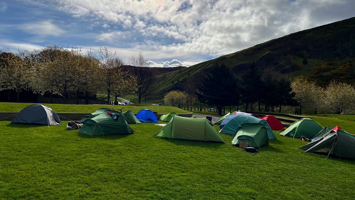 BREAKING: Local residents erect encampment outside of #ScottishParliament until United Kingdom halts arms sales to Israel

Friday, 26 April: Dozens of residents from #Edinburgh and the surrounding areas have set up an outdoor encampment this morning outside of Scottish Parliament