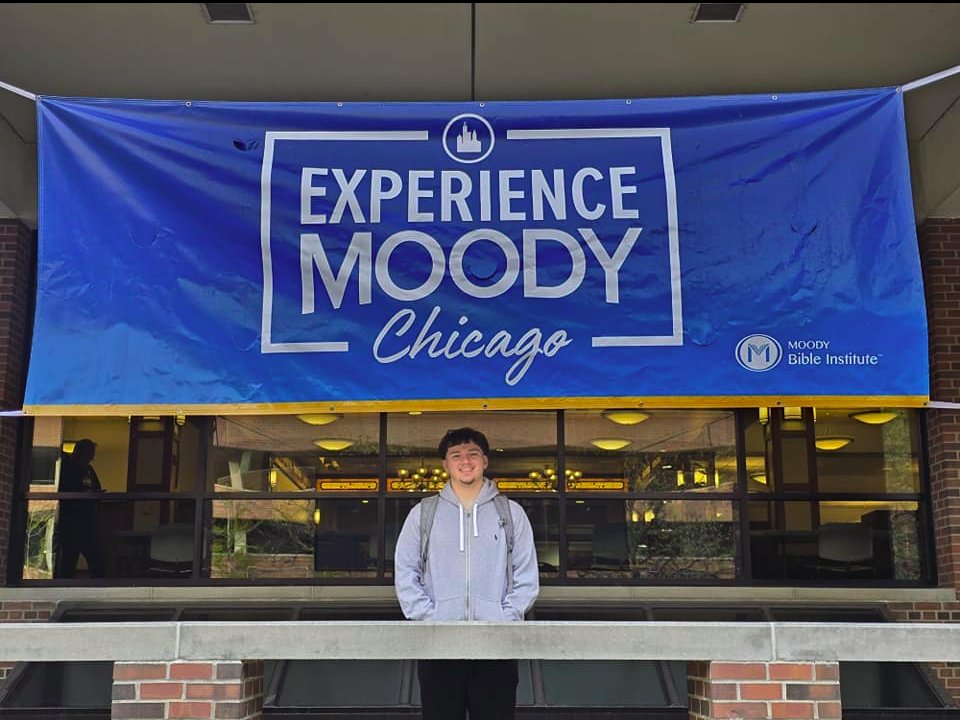 FACS 2024 G @dpascuma24 is on campus for a recruiting visit at #MoodyBibleInstitute in Chicago! Great visit and great experience for Danny and his family!!! @OcalaPreps @RAWE_RECRUITS @ThePrepZone