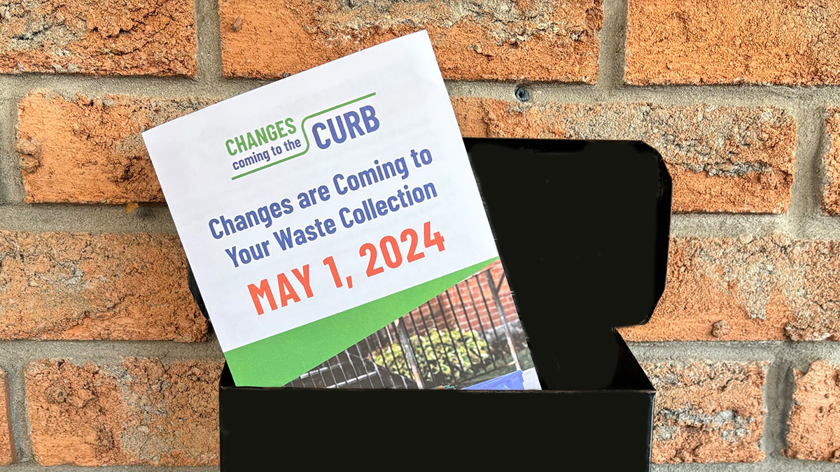 We're just days away from curbside collection changes! Visit barrie.ca/CurbsideCollec… for a full list of changes coming to the curb in #Barrie + check your mailbox for a helpful informational flyer.