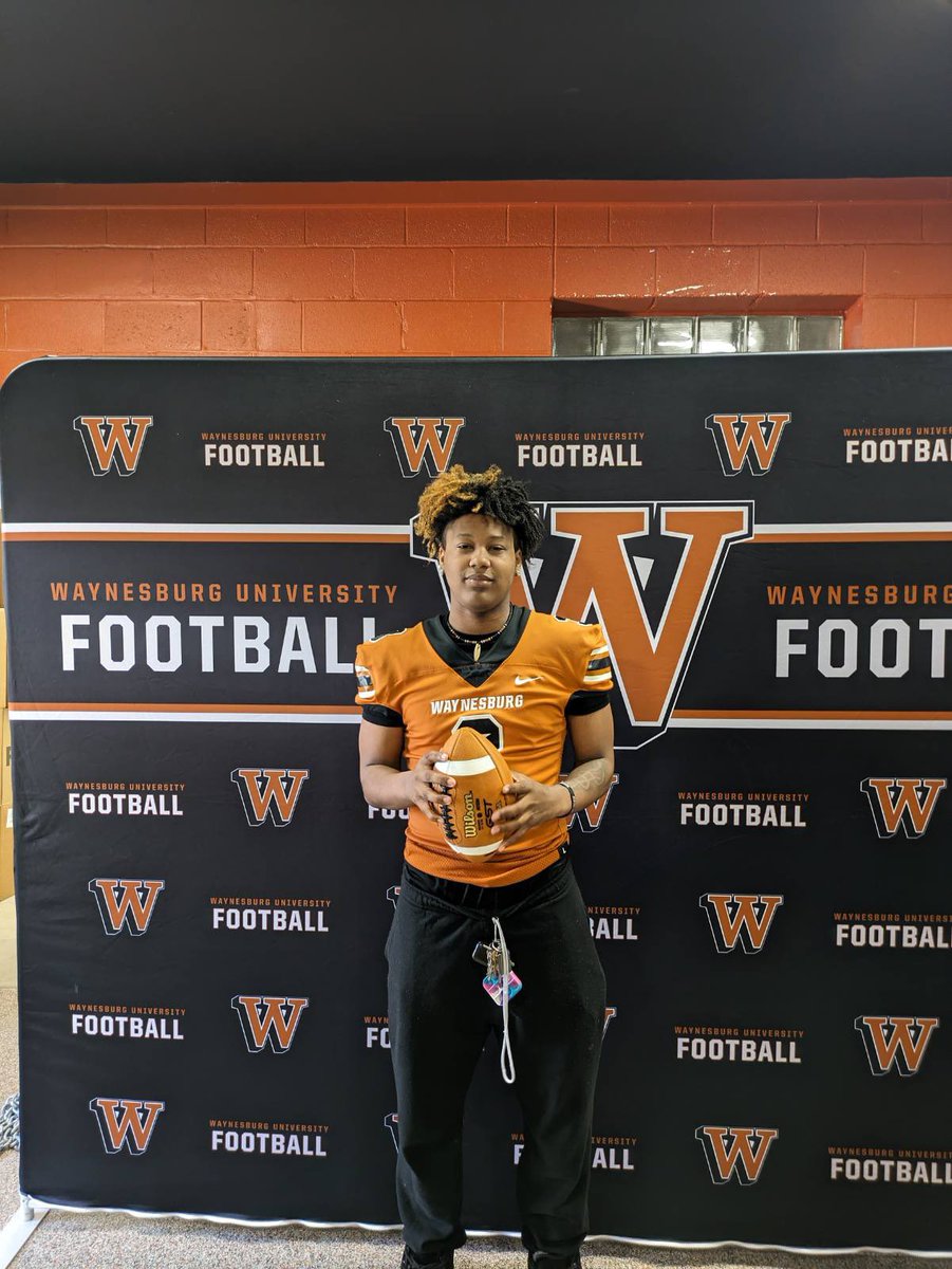 Had an amazing time @WU_SWARM Junior day today. Thank you @CoachColemanDL <a href="/BigPappy_WETSU1/">Coach Russ Moore</a> <a href="/CoachPHamilton/">Coach Phil</a> and <a href="/ZackWindsor1/">Zack Windsor</a> for the amazing opportunity today. Looking forward to coming to a game!