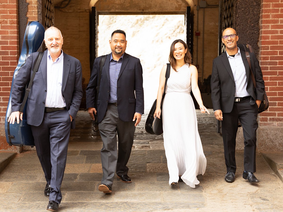 Don't miss our final #MusicAsAMirror <a href="/sfperformances/">SF Performances</a> Saturday Morning Series concert this Saturday, April 27th at 10am with <a href="/rgreenbergmusic/">Dr. Robert Greenberg</a>! Tickets and info at bit.ly/44hERqK 

And catch a preview from Sandy &amp; Dr. Greenberg on KALW at bit.ly/4bevmea