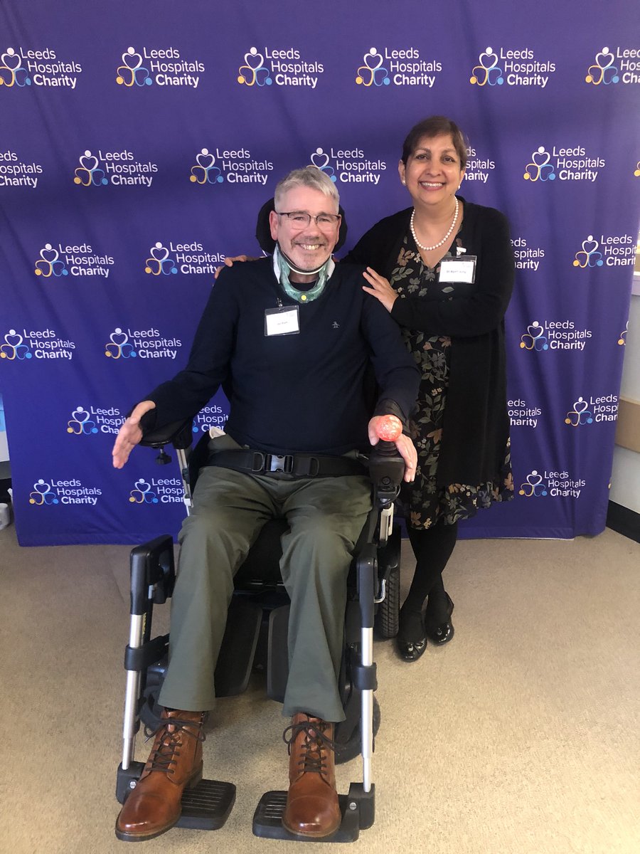 A real privilege to share a platform with @AgamJung, putting care of patients and their families at the core of everything at the @Rob7Burrow Centre for #MND. 

We need another £1.2m to see it built and in use. 🙏🙏

If @carlsberg did Neurologists… 😁