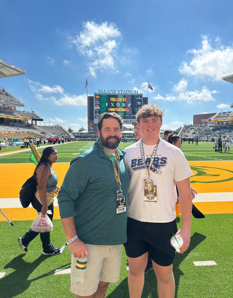 #Baylor is set to host its first official visit weekend for the 2025 class and it is loaded. #SicEm 4⭐️ CB Kade Phillips 4⭐️ CB Micah Strickland 4⭐️ EDGE Max Granville 3⭐️ OL Mark Handy (Premium)🔗: sicem365.com/s/17307/in-dep…