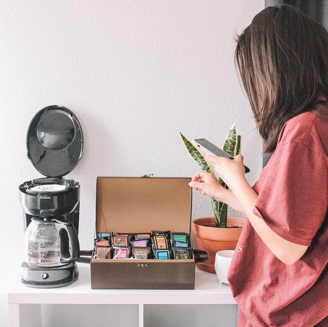 Busy schedule? No problem!  Order Mom her favorite coffee from Coffee Beanery for easy Mother's Day gifting. We'll handle the delivery!

qrco.de/becpAa

#CoffeeBeanery #MothersDayGifts #OnlineOrdering