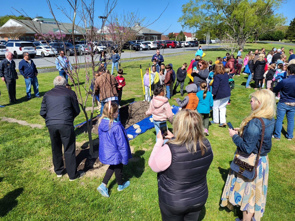 We’re proud to support Arbor Day celebrations in Ocean City, MD! We provided 150 Rosebud trees for the event at Ocean City Elementary School, where students joined Mayor Meehan and the City Council in planting trees. #ArborDay #EarthMonth #Sustainability