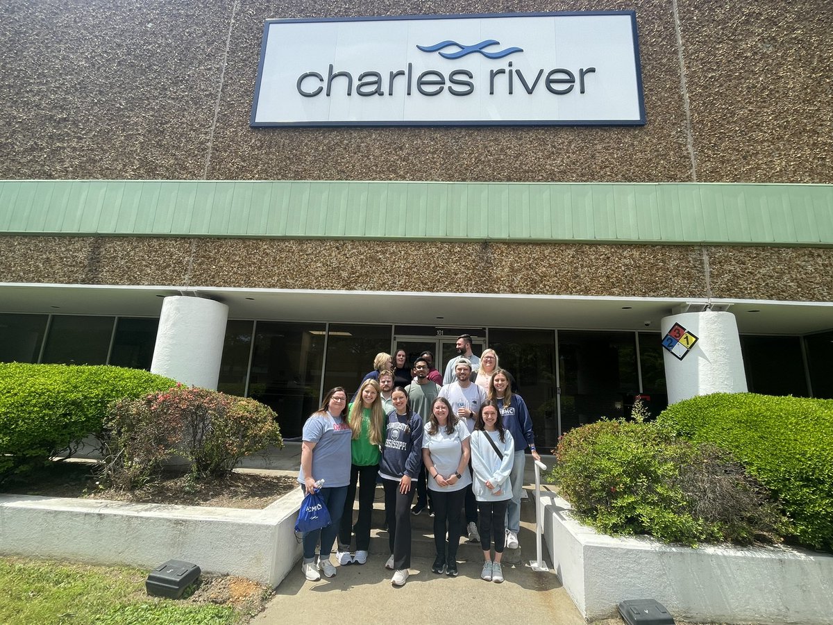 Students in my Bioseparations and Bioprocess Engineering courses visited @CRiverLabs in Memphis to learn about cell and gene therapy manufacturing. Thanks for the opportunity to visit! @OleMiss #BME #biomedicalengineering @olemissengineer #ComeToTheSip