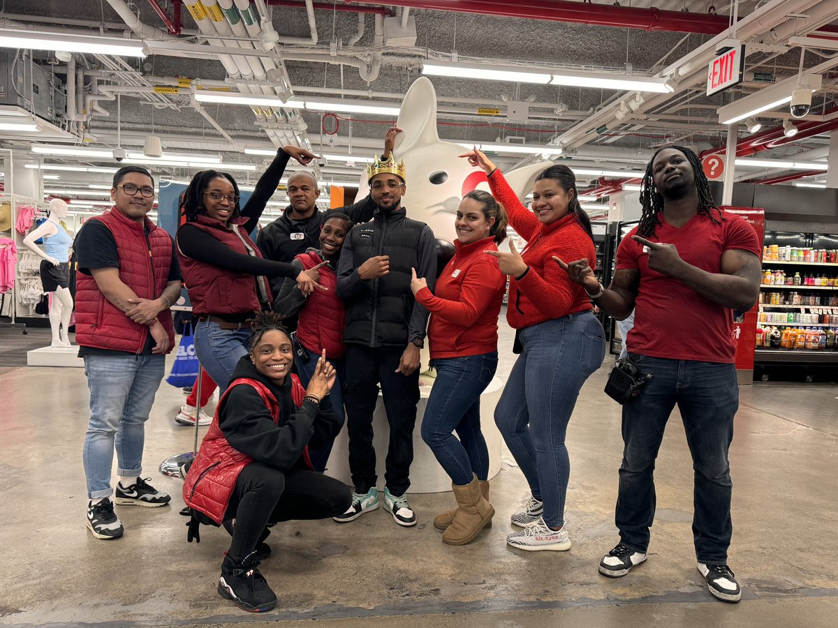 Dear Esau, 
Your Impact on team and process is beyond amazing. You will forever be apart of the Soul that is Jamaica. Your presence and influence will be greatly missed but we are so excited to see you grow upward and onward 🙌🏼 Good Luck on your next assignment!! #jamaicastrong