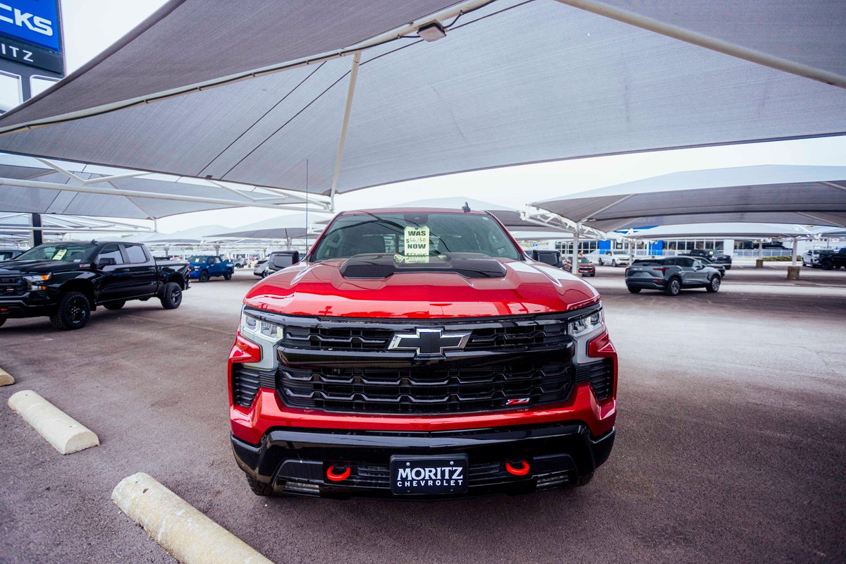 Prices are getting SLASHED on your favorite Chevy Silverado 1500s!  Now is the time to buy!
moritzchevrolet.com/new-inventory/…
#moritz #Chevrolet #chevysilverado1500 #SlashingPrices #nowisthetimetobuy #comeseeus #fortworth