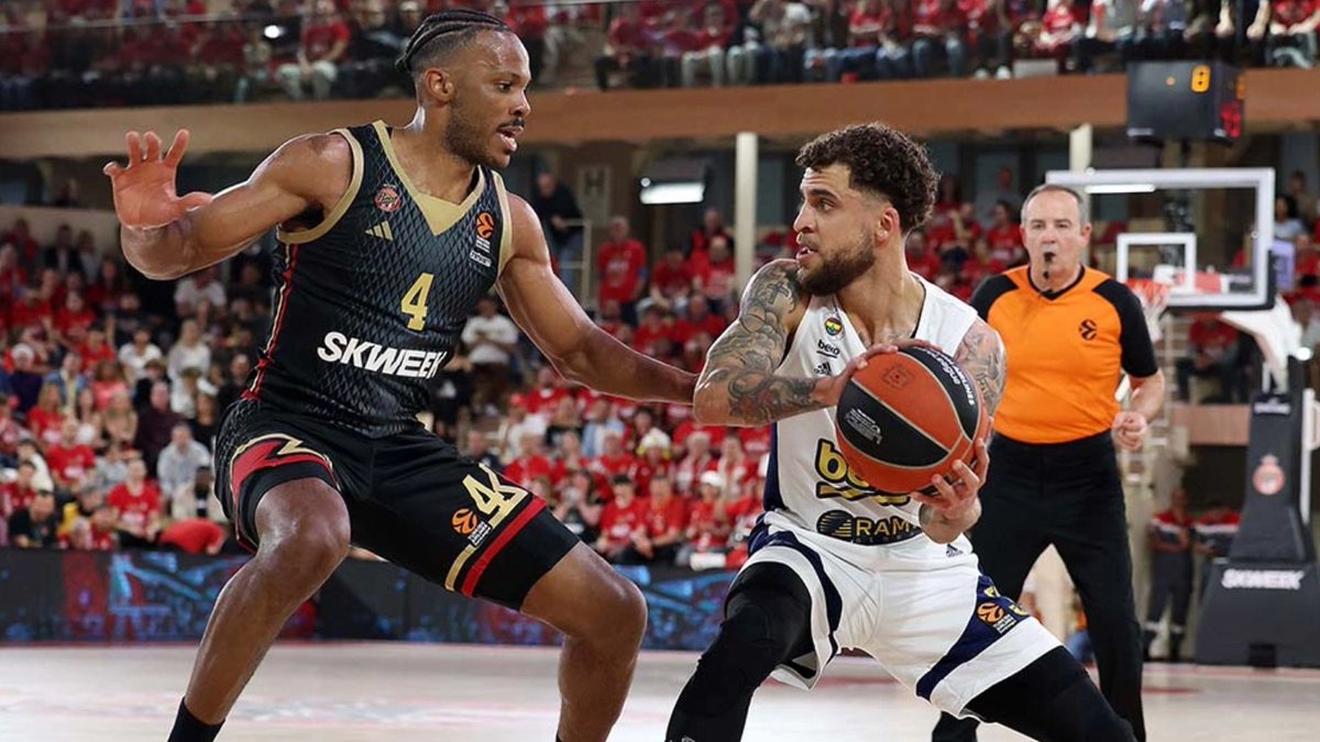 🏀 Fenerbahçe Beko, ikinci maçta mağlup 🏆 THY Avrupa Ligi play-off çeyrek final serisi ikinci maçında Fenerbahçe Beko, deplasmanda Monaco'ya 93-88'lik skorla mağlup oldu ve seride durum 1-1'e geldi.