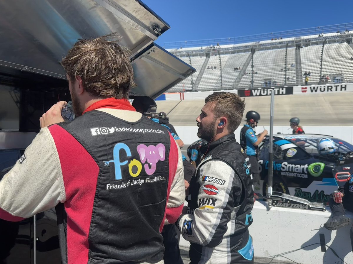 Teammates @KyleWeatherman and @KadenWHoneycutt debrief and discuss practice before qualifying starts. #NASCAR | @TeamChevy | #BetRivers200