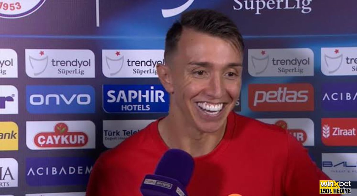 Fernando Muslera: “Sanırım şampiyonluk modumu açtım.” (gülerek).