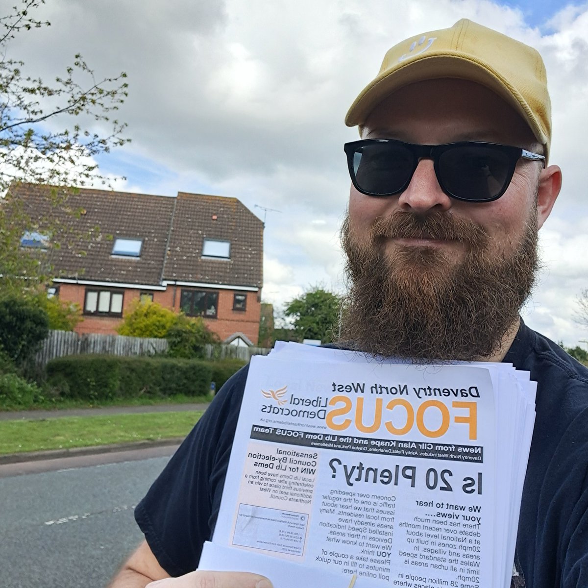 Another day another batch of Focus Leaflets out to the people of #Daventry and another load of letters for @SavageGunn standing in next week's PFCC election in Northamptonshire. @WNLibDems @NNorthantsLDems