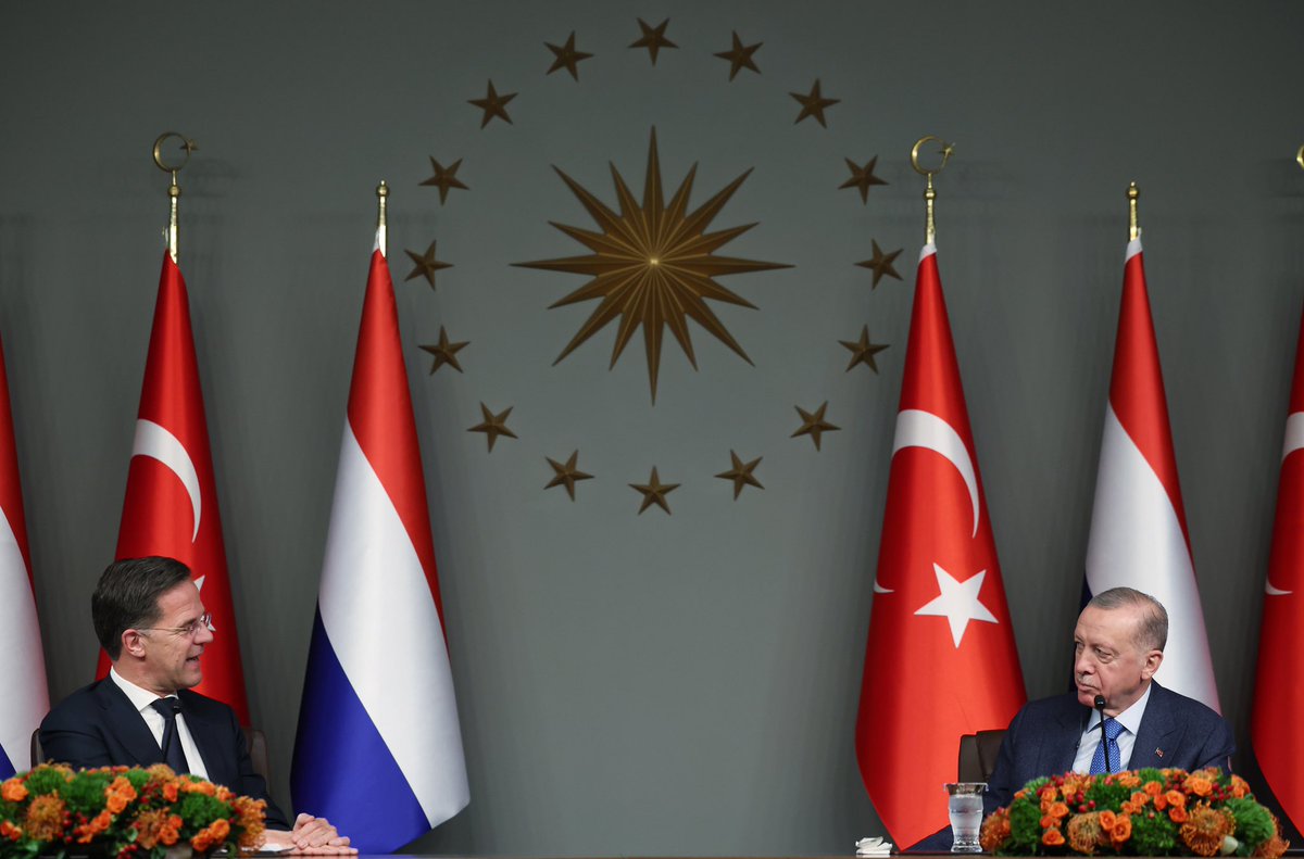 الرئيس أردوغان: 'علاقاتنا التجارية والاقتصادية مع هولندا تتعمق وتتعزز' tccb.gov.tr/ar/-/1666/1521…
