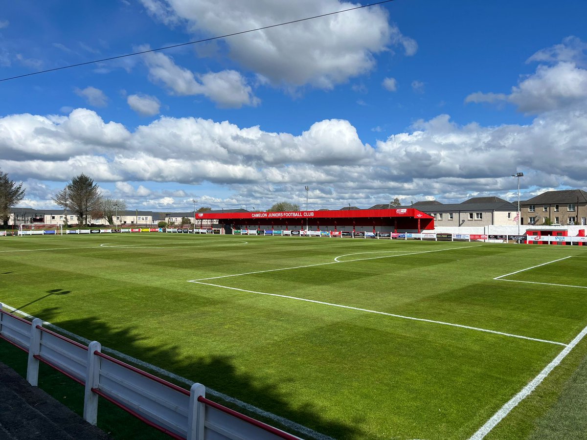 Pitches set up @johnstone_burgh, @NeilstonFC & @OfficialCJFC. Great to get some sun this week