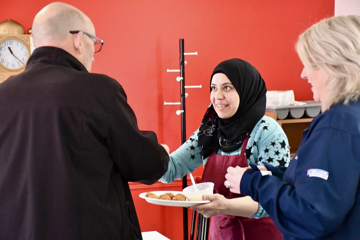 ToddSmithCANDU's tweet image. We finally cut the ribbon on Nasr's Falafel in Rossmore with Prince Edward County Mayor Steve Ferguson. 

Nasr and Nabiha emigrated from Syria in 2016 with support from PEC Syria and decided to raise their family of six children here in #BayofQuinte.  I met them years ago at…