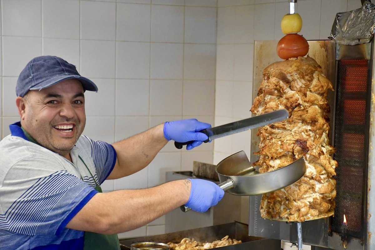 ToddSmithCANDU's tweet image. We finally cut the ribbon on Nasr's Falafel in Rossmore with Prince Edward County Mayor Steve Ferguson. 

Nasr and Nabiha emigrated from Syria in 2016 with support from PEC Syria and decided to raise their family of six children here in #BayofQuinte.  I met them years ago at…