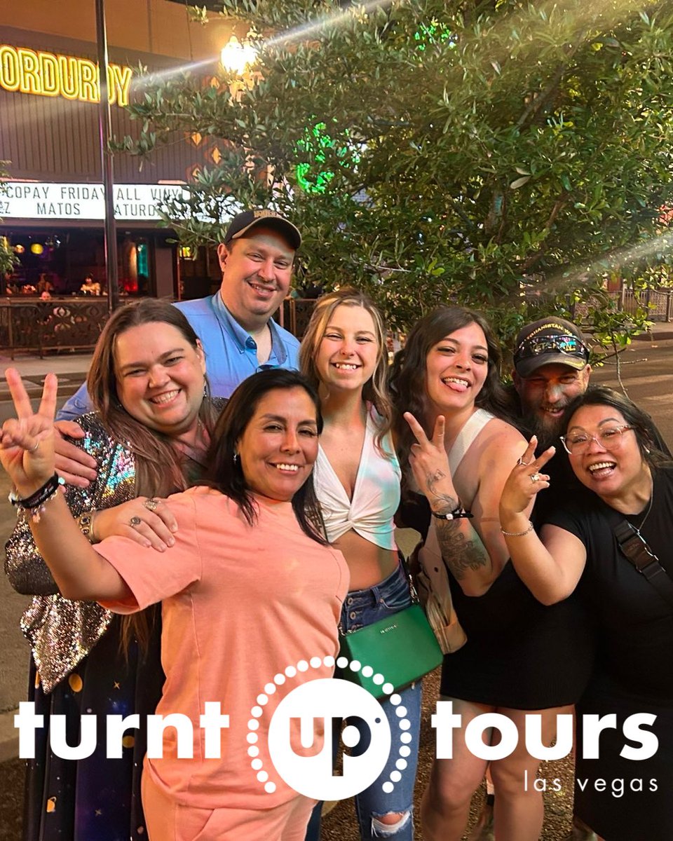 Bar crawl squad 😝

#fremont #vegaslife #vegasbars #lasvegas #lasvegaspromoter #vegasvacation #fremontexperience #bestoflasvegas #barcrawl  #fremontstreet #thingstodoinvegas #vegasbirthday #vegastrip #vegasfun #freemontbars