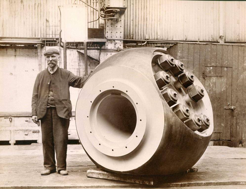 A Photograph of one of the four original propeller bosses for 'Mauretania' at Wallsend Slipway & Engineering Co.