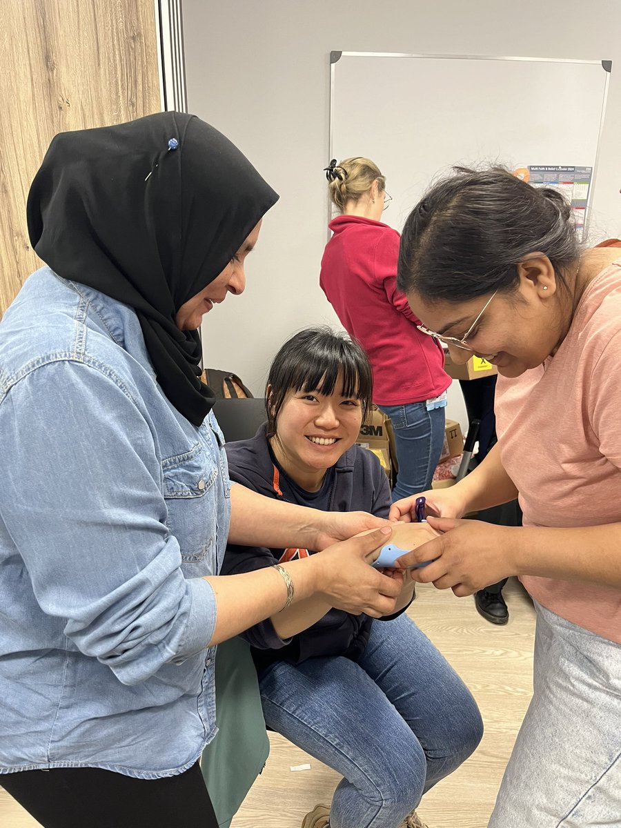 Dani BlackerOT tweet media