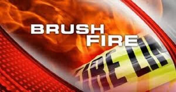 Epping, NH *BRUSH FIRE/TRAFFIC* Route 101 EB JWO Exit 6 (Depot Rd) - Area of brush burning along Route 101, use caution and expect delays - 154.190 - 4/26 - 15:29 #NHTraffic #NHForestry #Rte101 #EppingNH #MoveOver