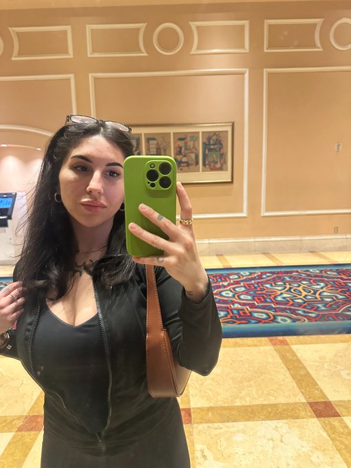 Vegas Night 1 https://t.co/q8LQUyqP9E