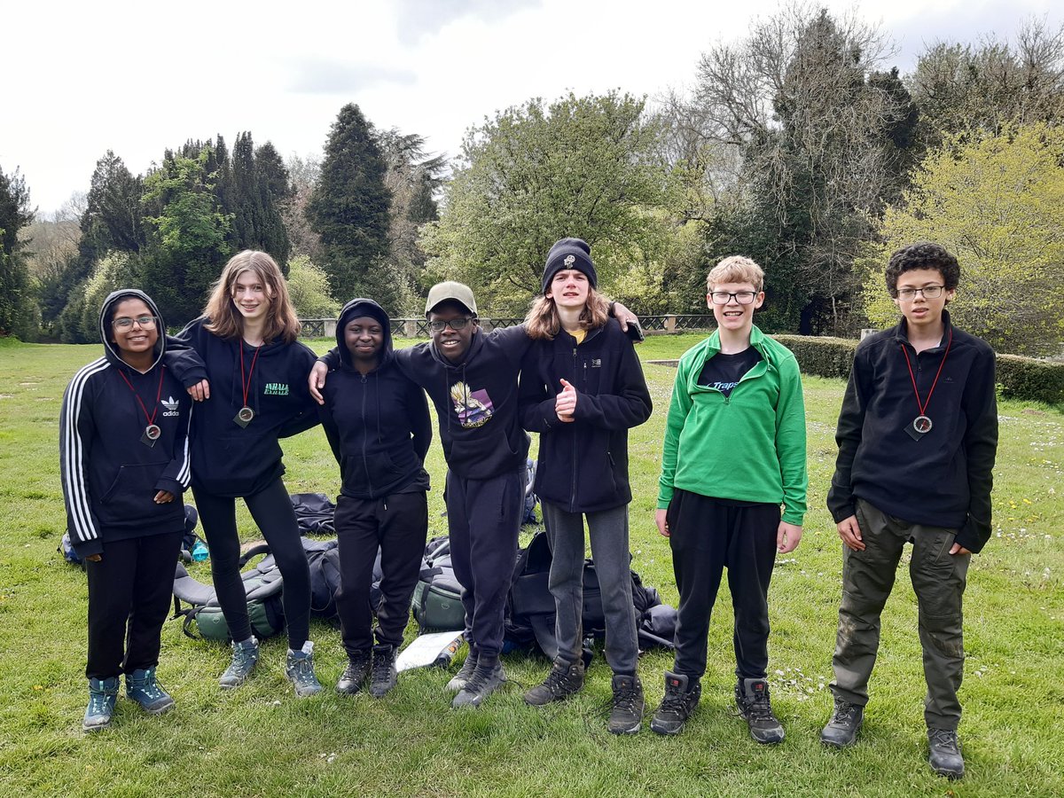 HCACPDofE's tweet image. Two terrific teams at the start and at the end of a successful DofE Bronze Practice Expedition!