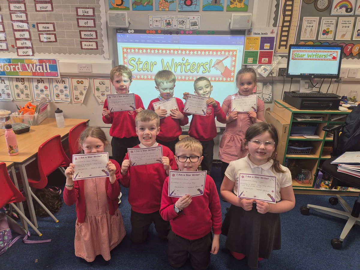 Primary 1/2 worked very hard today during our writing lesson and here are our star writers 🌟✏️🌟✏️