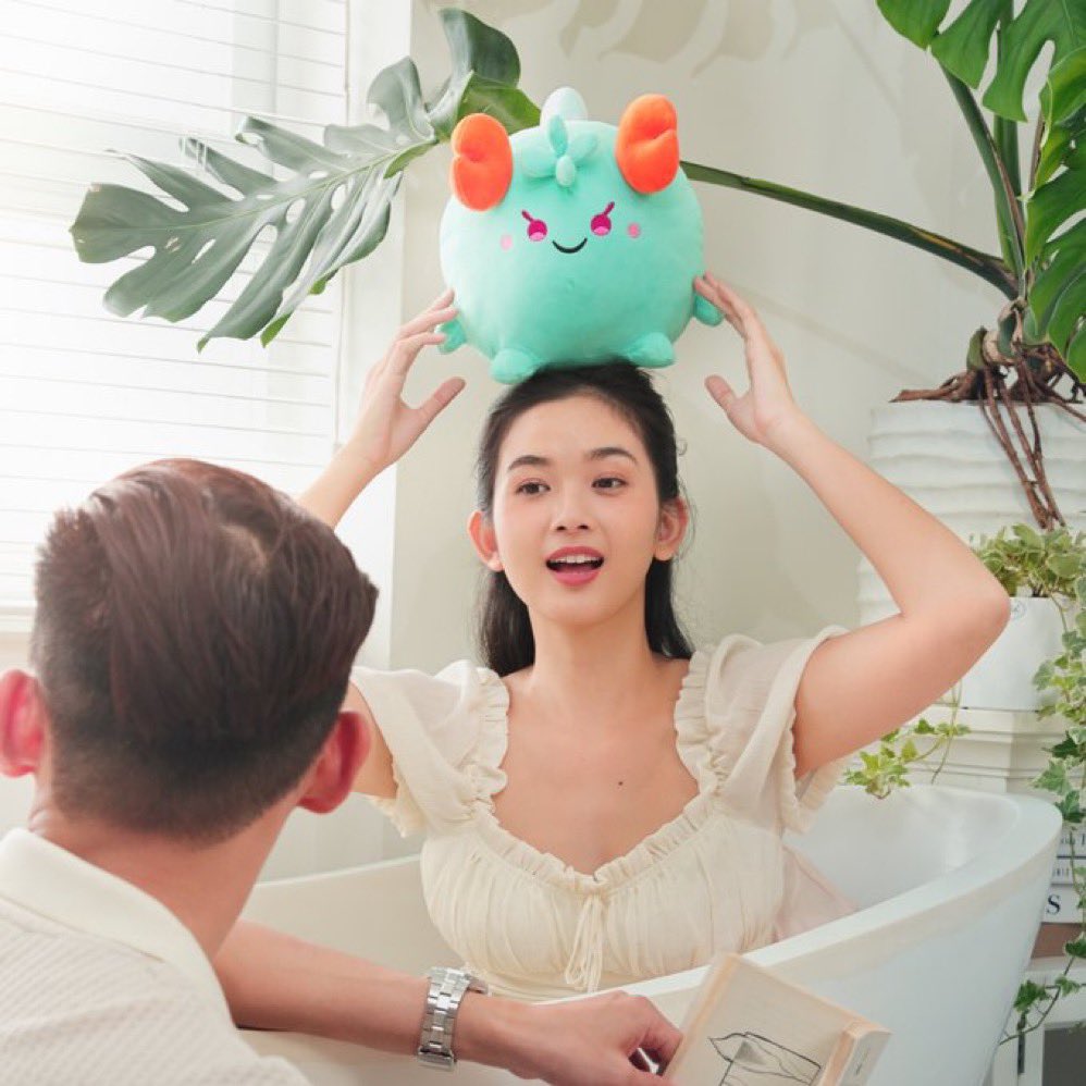 The $RONIN Network brings culture in each and every game. 

The idea is for gamers to become fans of each game they spend time in. 

<a href="/pixels_online/">Pixels</a> 
<a href="/kaidrochronicle/">Kaidro 🐉</a> 
<a href="/ApeironNFT/">Apeiron</a> 
<a href="/AxieInfinity/">Axie Infinity</a>