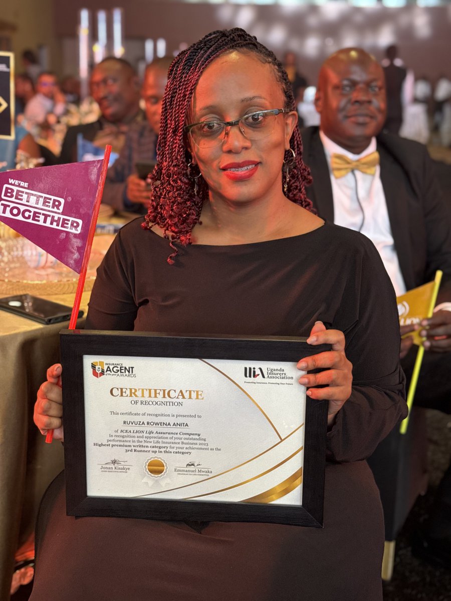 Who runs the world? Girls 😉❤️💃 Our very own Ruvuza Rowena Anita takes home an award for outstanding performance in the new life insurance business in 23. Congratulations, Rowena! This achievement is a testament to your hard work. #InsuranceAgentsConvetion23 #ICEALionUg