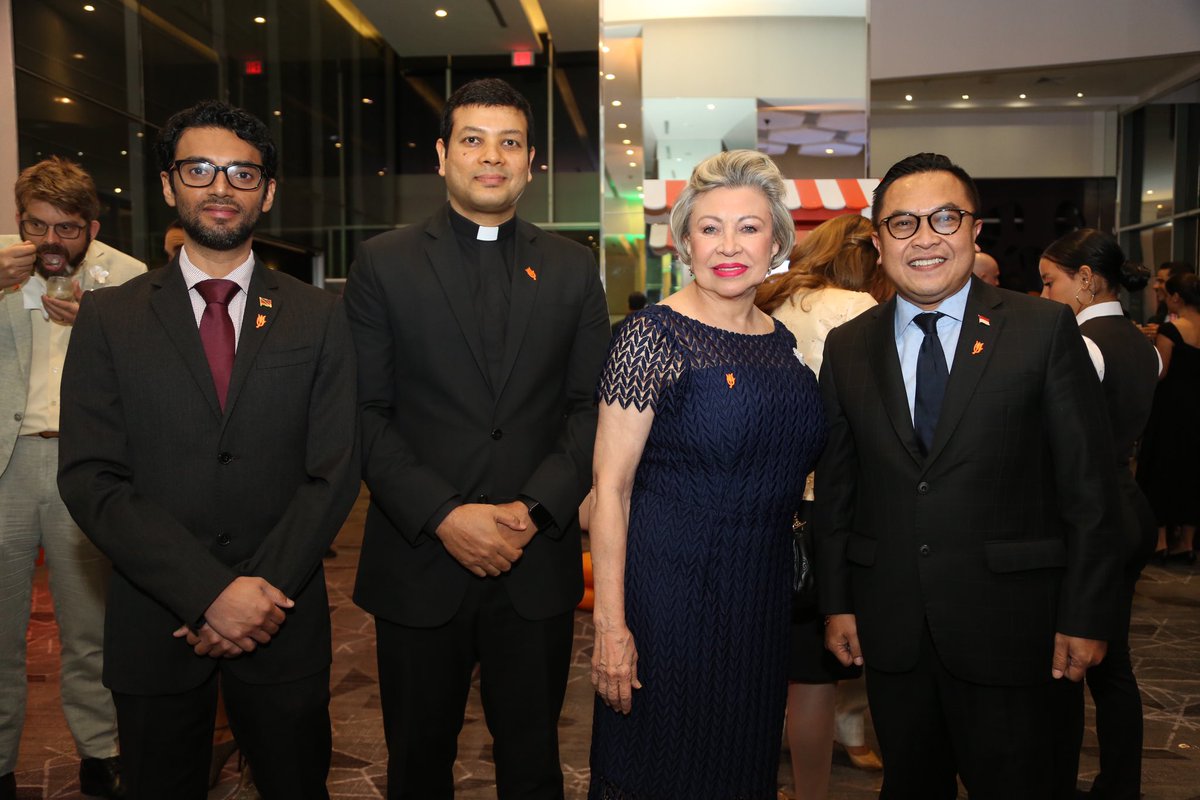 Revista Diplomática AMICI tweet media