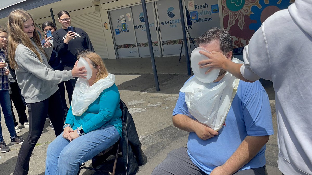 Michelle Ryan tweet media