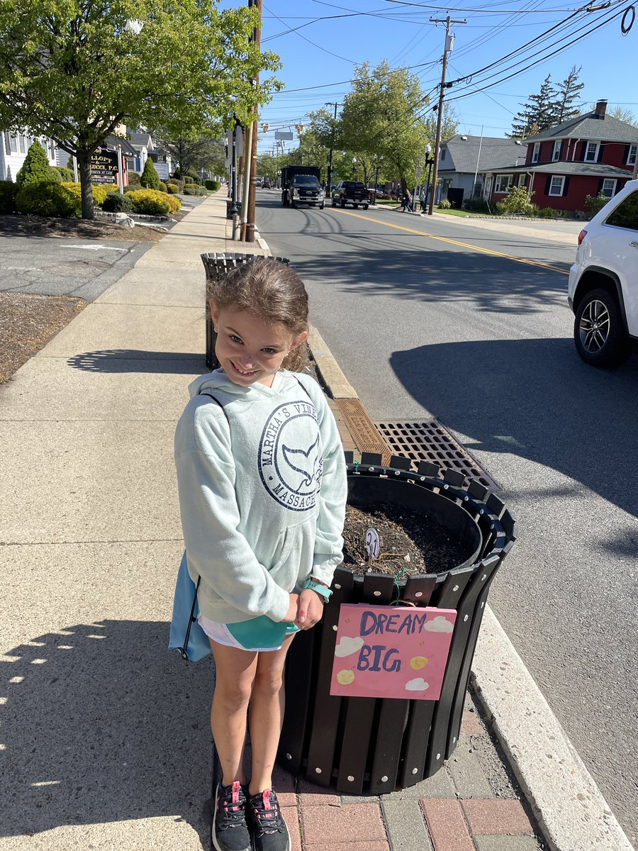 Erin Leidl tweet media