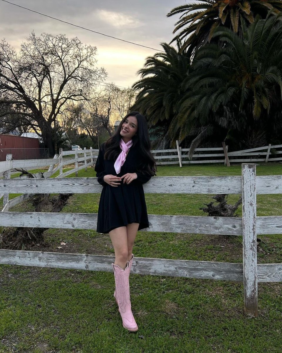 Any day is a good day when you have your Ariat boots on. #Regram #Ariat

PC: IG @ pricila_18_ | @ idalylopezsanchez21