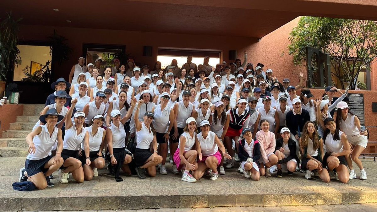 Este año fuimos parte del Woman’s Open by @Azteca. 108 mujeres golfistas, incluyendo la leyenda mexicana @LorenaOchoaR, están participando hoy en el campo de golf Rancho Avándaro. Mucho éxito a todas las participantes, siempre es un gusto apoyar y fomentar el deporte y más mi…