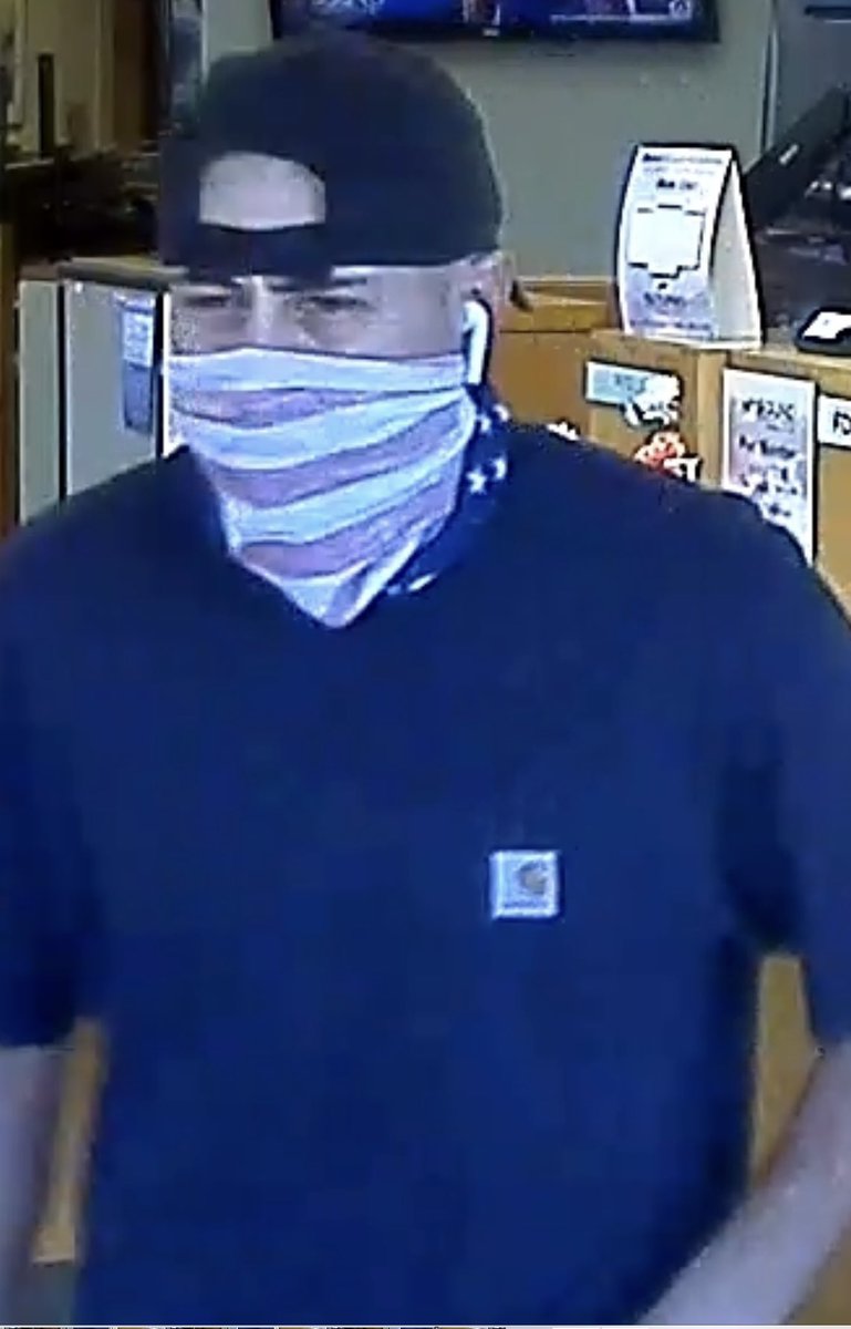 Mountlake Terrace Police need your help to ID this robbery suspect who gave a note to a teller at the Sound Community Bank on on Monday stating he was armed and demanding money. Call 1-800-222-TIPS (8477) or text the info through the P3 Tips App. @CrimeStopPuget @fox13seattle