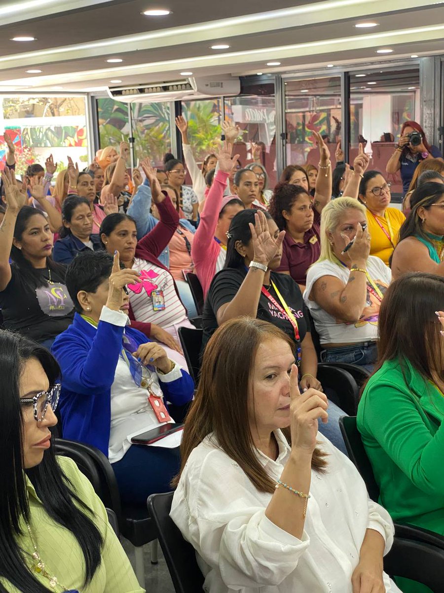 La Defensa Pública promovió conversatorio sobre la Gran Misión Venezuela Mujer. #IgualdadYJusticiaSocial