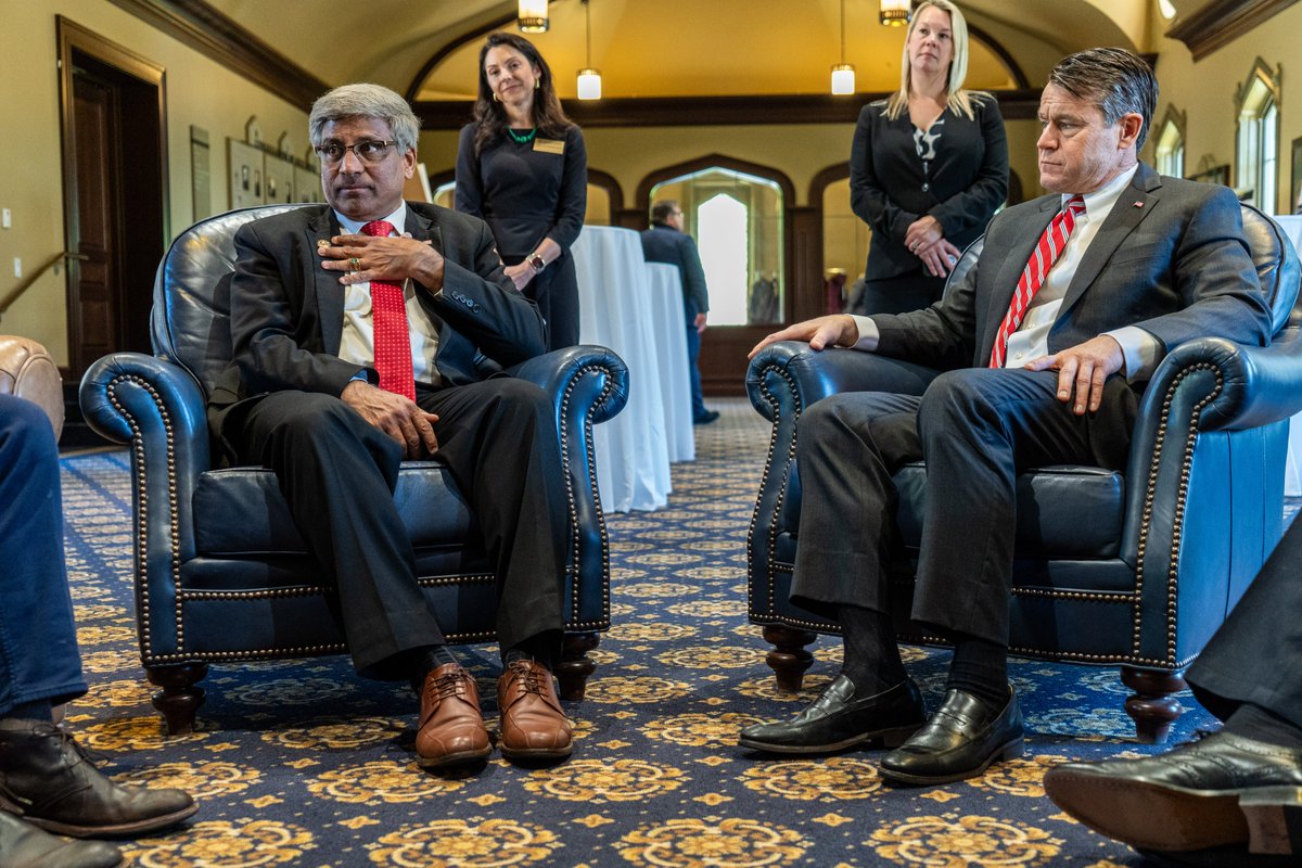 A recent visit from @SenToddYoung and @NSFDrPanch showcased the innovation and transformation emerging from @NSF-funded projects at @NotreDame. Thank you to these visitors for exchanging valuable insights on the local, regional, and national implications of this work.