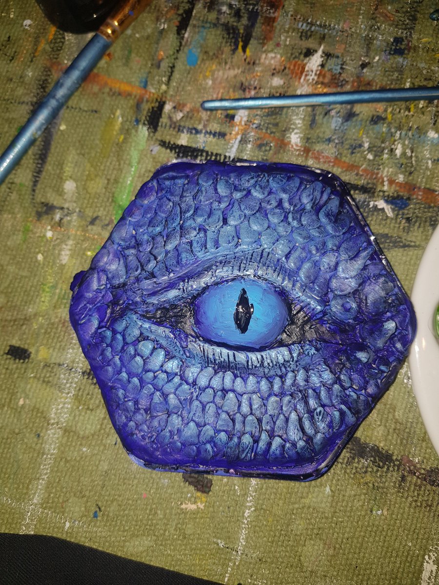 Felt a bit low so did some painting . My personal favourite is the Dragon eye

#smallbusinessowneruk #smallbusinessuk #smallbusinessowner #crafter  #resinartist